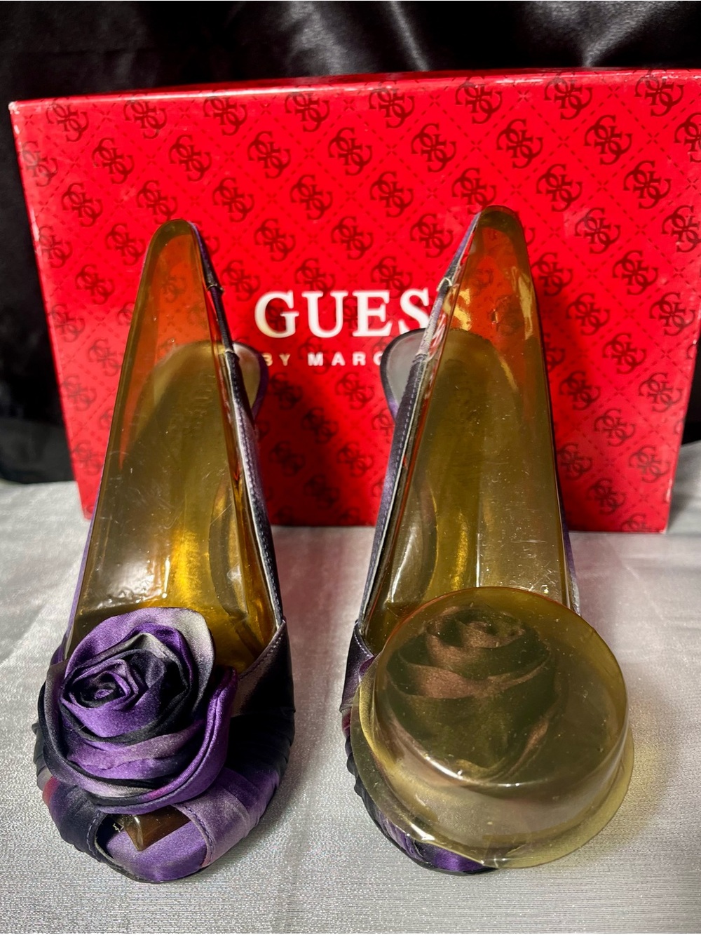 GUESS by Marciano Sz 7 Purple Satin Peep-Toe Heels with Floral Rosette